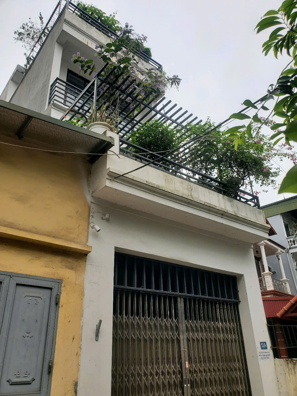Bán nhà Bát Khối,Thạch Bàn 4 tầng,80m,mt4m oto vào nhà nhỉnh 13 tỷ - Ảnh chính